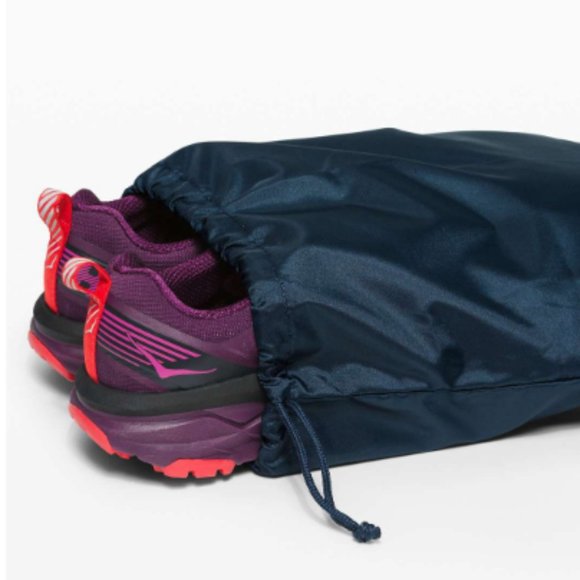 Lululemon Out Of Range Backpack *20L - Picture 2 of 13